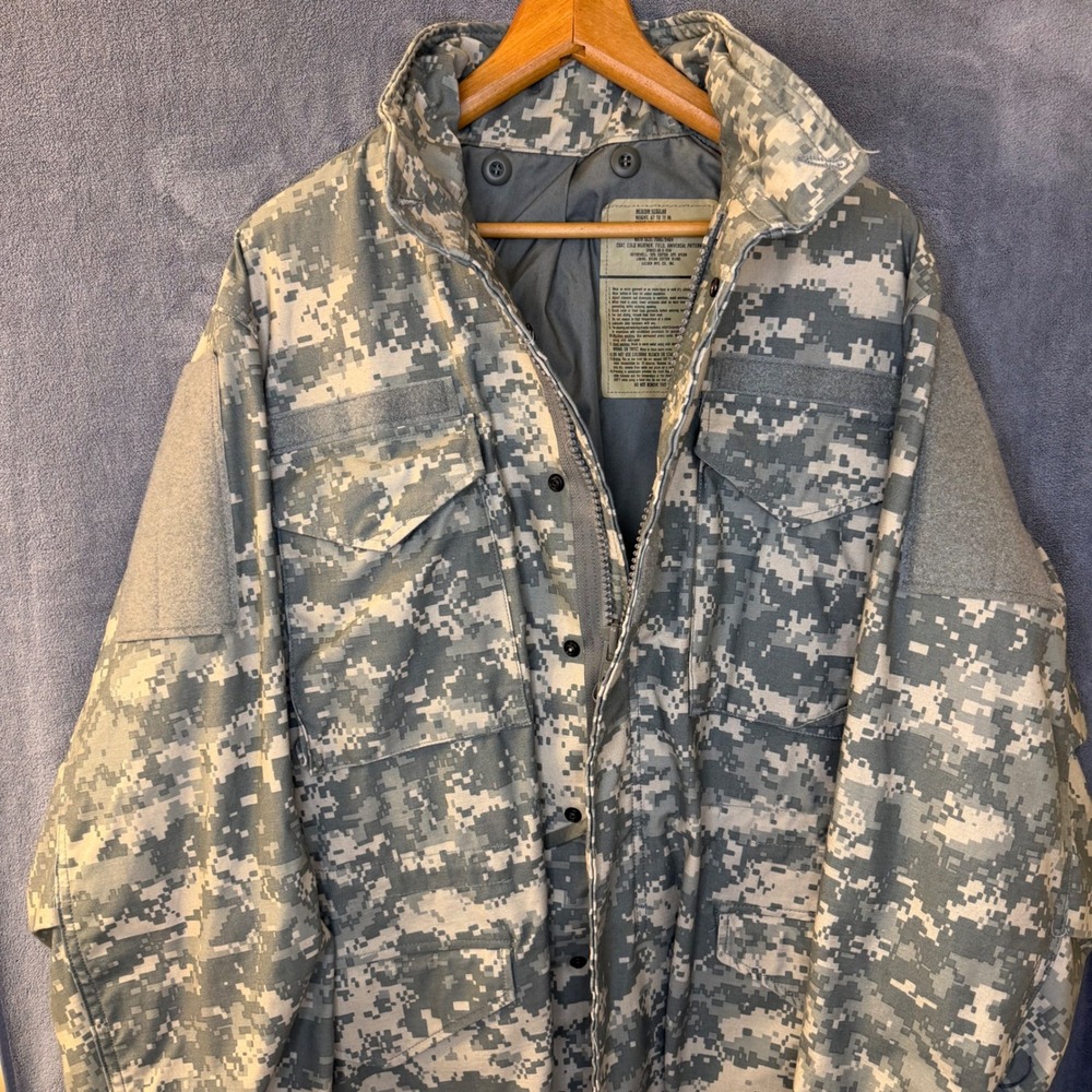 US Military ACU Digital Camo M-65 Field Coat Jacket CCW Medium Regular